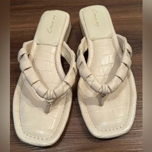 Circus NY by Sam Edelman Circus Jacinda Flip Flop Women's Modern Ivory (9W)